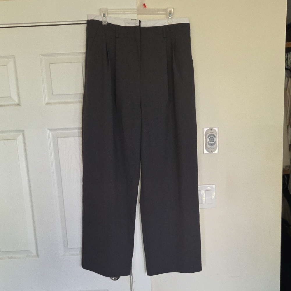 OAK + FORT Charcoal Dress Pants